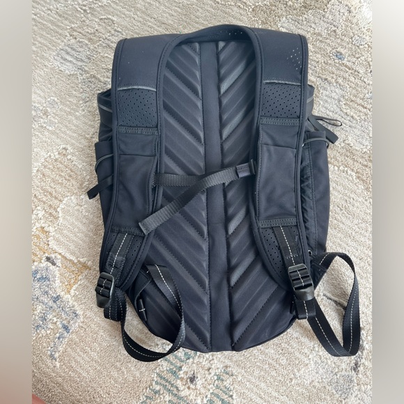 Lululemon Backpack - Picture 2 of 11